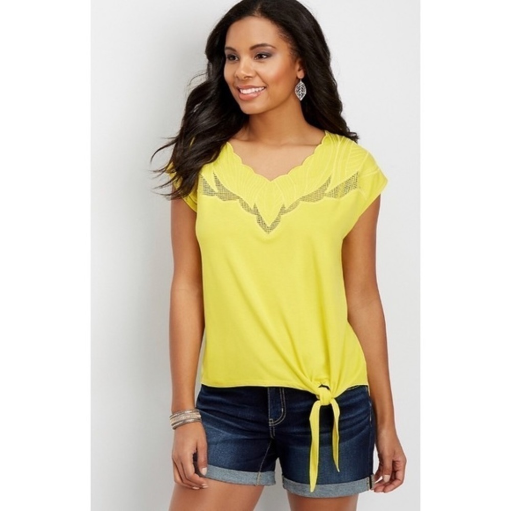 EUC Maurices Tie Front Embroidered Top